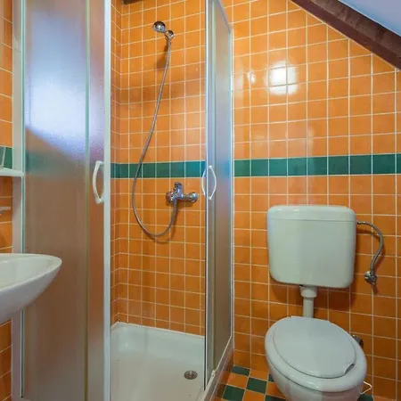 Stenen Huis Nera Met Zwembad * Poreč